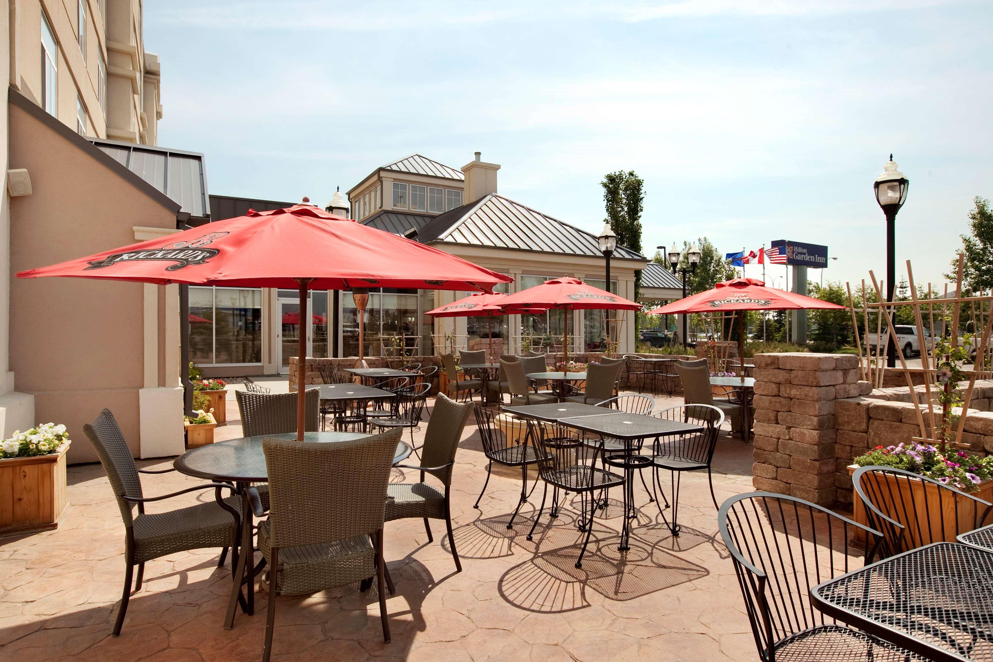 Hilton Garden Inn West Edmonton Restoran fotoğraf