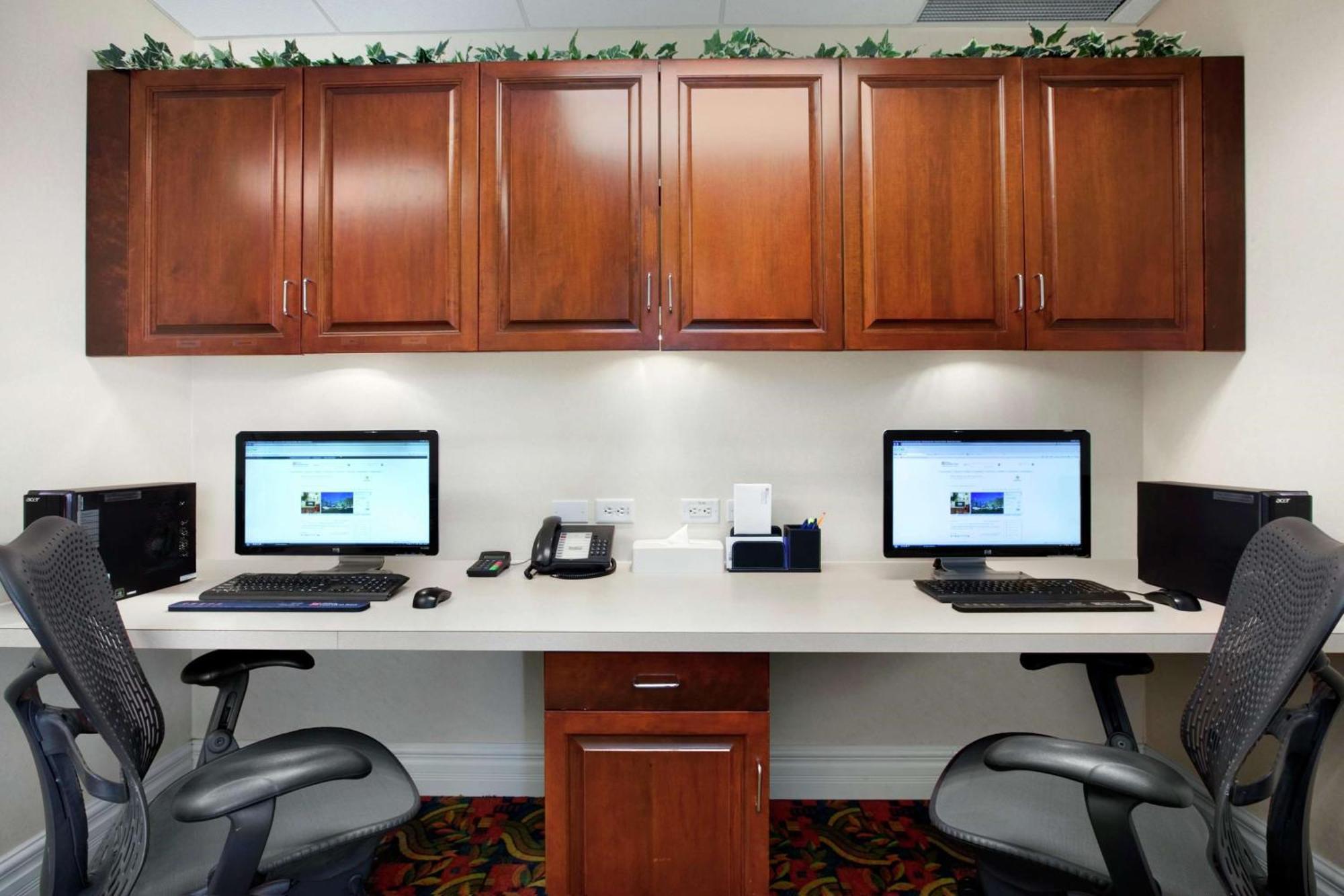 Hilton Garden Inn West Edmonton Dış mekan fotoğraf