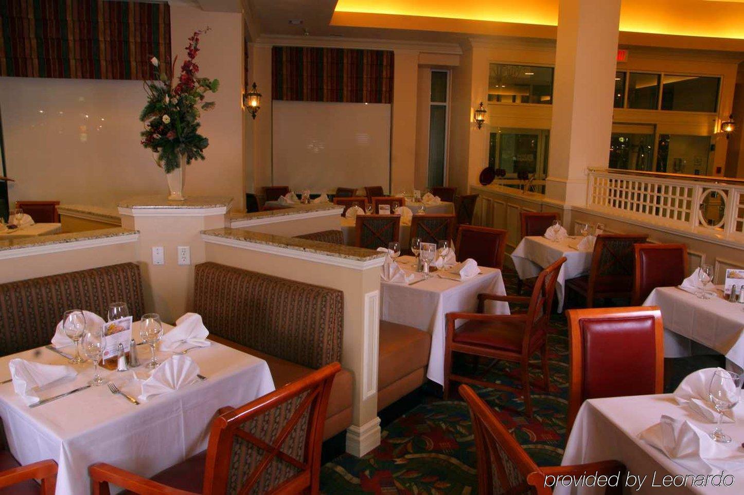 Hilton Garden Inn West Edmonton Restoran fotoğraf